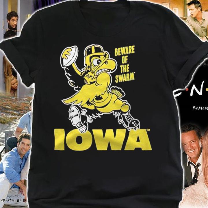 Beware of the swarm Iowa football T-shirt t-shirt shirt