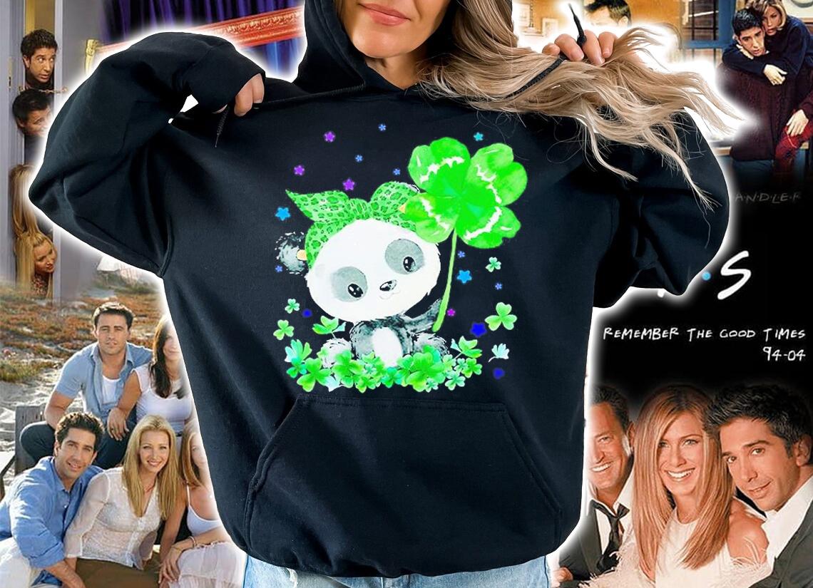 Panda Holding Shamrock Stars Cute St Patricks Day T-Shirt hoodie