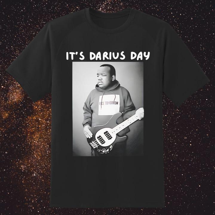 Irisa Nickie Its Darius Day T-Shirt – Perfect for Fans & Comfort